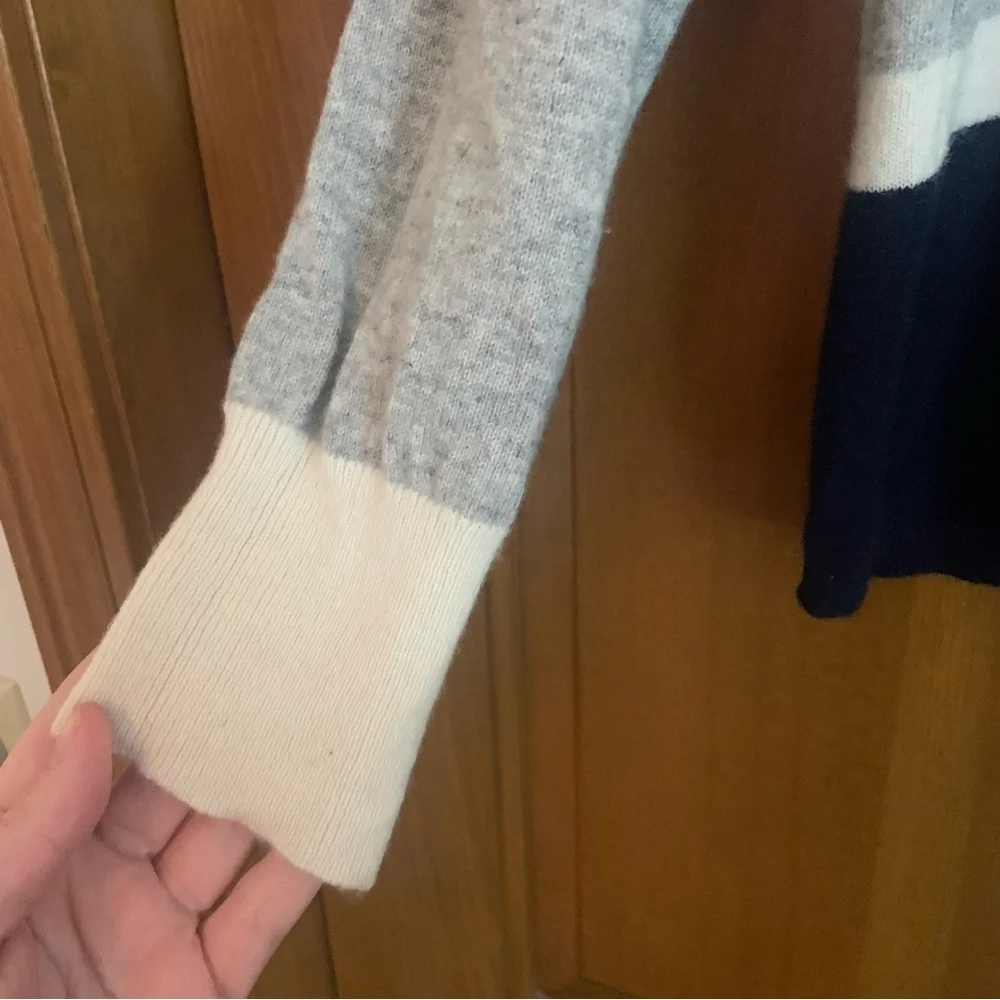 J. Crew Everyday Cashmere Side Button sweater - Picture 2 of 8